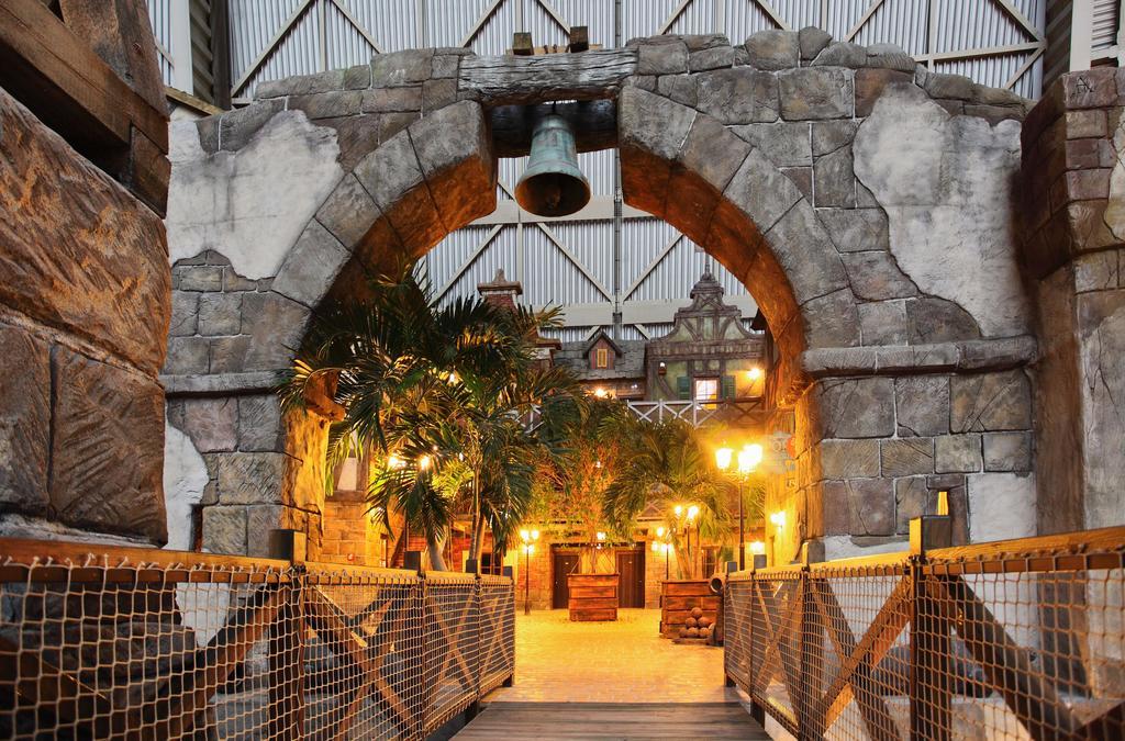 Tropical Islands Hotel Krausnick Exterior foto